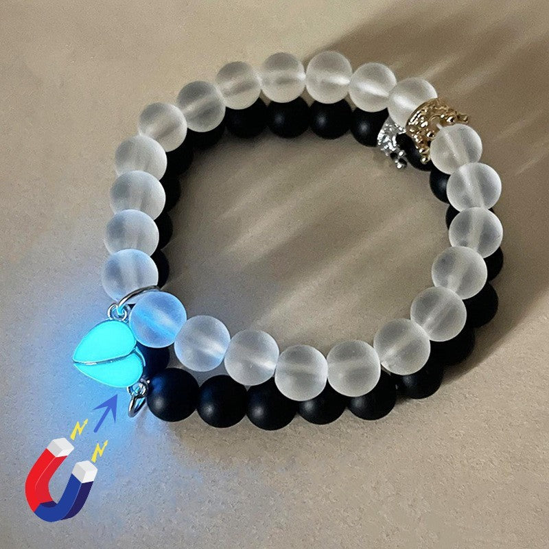 Fashion Jewelry 2pcs Handmade Crown Beaded Charms Bracelet Luminous Heart Glow In The Dark Couple Bracelet For Lover Men Women Fluorescent Gift